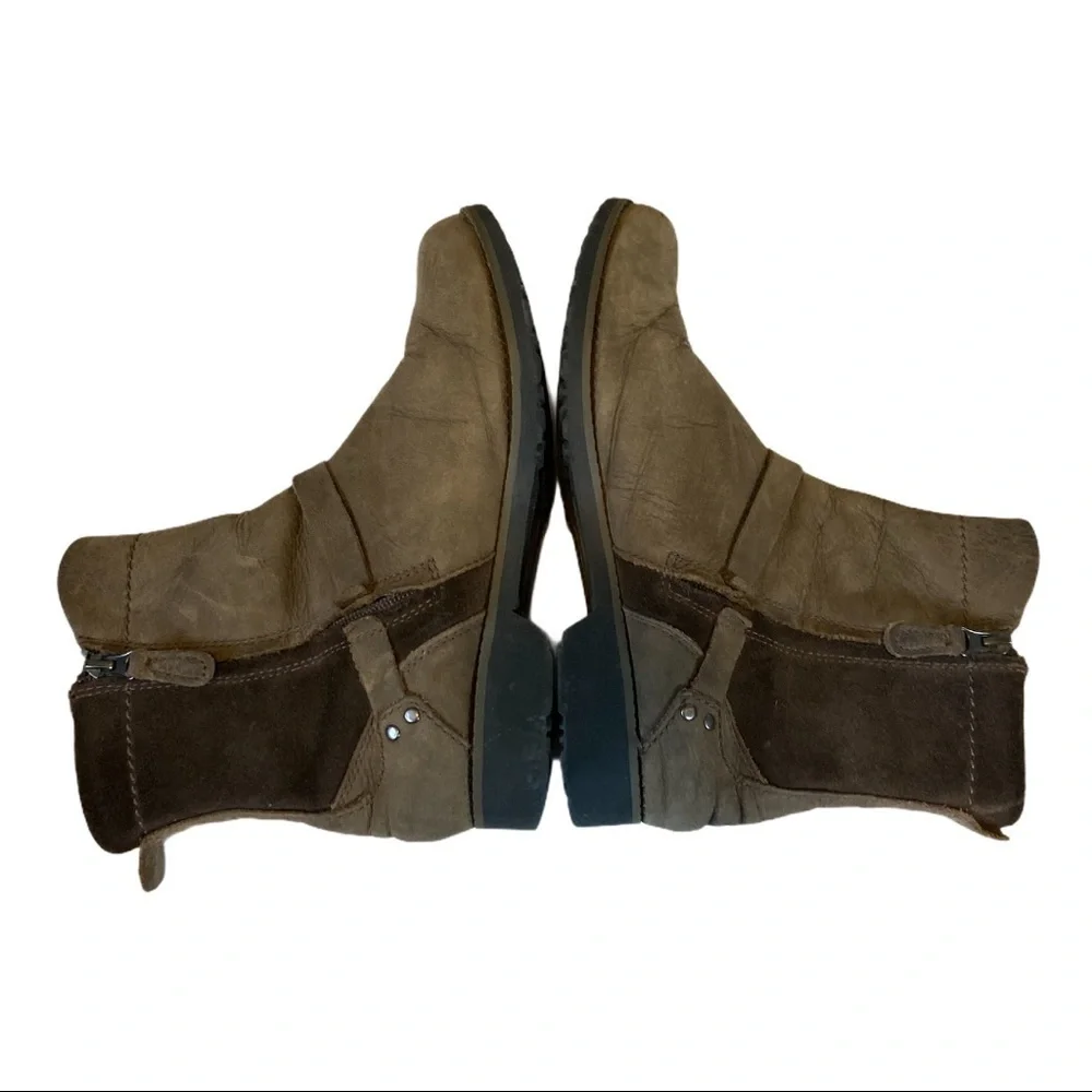 ❤️EDDIE BAUER COVEY 2.0 WATERPROOF BOOTS ~ 7.5‎